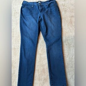 Torrid skinny jeans. Size 12R. Fit like a 14. Very stretchy.